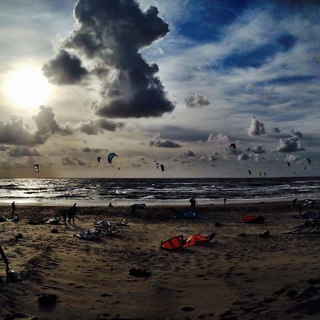 Ocean Breezeapartment: Wakeup 2 Sound Of The Waves Зандфорт Экстерьер фото